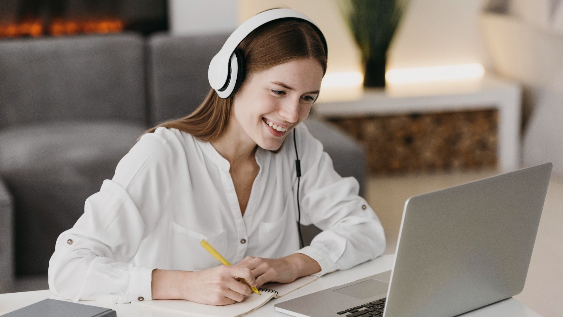 Online İngilizce Kursu Seçerken Dikkat Edilmesi Gereken 10 Kritik Kriter (2026 Rehberi)